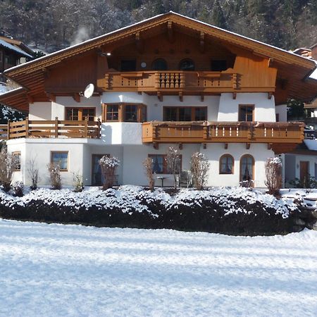 Landhaus Maria Финкенберг Екстериор снимка